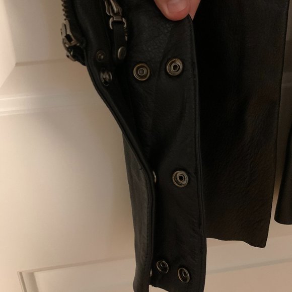 Harley Davidson Womens Black Leather Lined Chaps Pockets Adjustable Waist Small - Picture 4 of 12